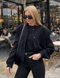 Damen Jacke mit Reißverschluss und zwei Fronttaschen in Schwarz