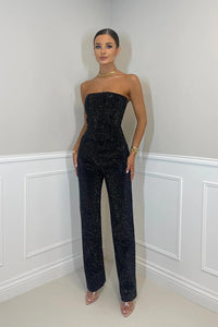 Damen Jumpsuit mit trägerlosen Oberteil und Seitentaschen in Schwarz