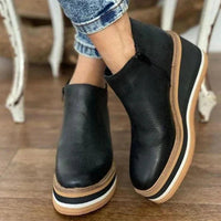 Charlotte | Damen Keilabsatz Ankle Boots mit Plateau und Reißverschluss in Schwarz