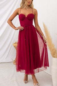 Damen Korsett-Midikleid mit Herzausschnitt und Tüllrock in Weinrot
