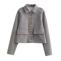 Damen Kurze Jacke mit Hemdkragen und Knopfleiste sowie Klappentaschen in Grau