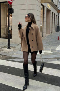 Damen Kurze Jacke mit Knopfverschluss und Umlegekragen in Khaki