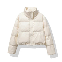 Damen Kurze Steppjacke mit Stehkragen Druckknopfleiste und Eingrifftaschen in Beige
