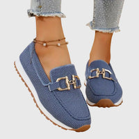 Damen Loafer mit Metallspange und perforierter Oberfläche in Blau