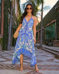 Damen Maxikleid mit V-Ausschnitt und Spaghettiträgern mit offenem Rücken und Zipfelsaum in Blau
