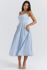 Damen Midikleid mit geradem Ausschnitt und Spaghettiträgern mit Taillenaht und weitem Rock in Blau