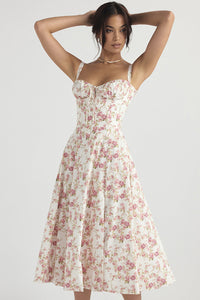 Damen Midikleid mit Herzausschnitt und breiten Trägern mit Ziernähten am Oberteil und Blumenmuster in Weiß
