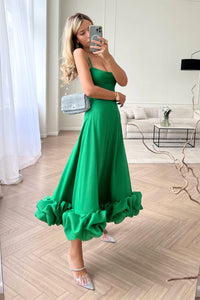 Damen Midikleid mit Spaghettiträgern Gerader Halspartie und Rüschensaum in Grün