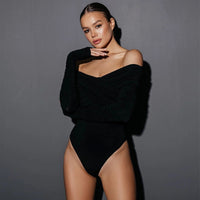 Damen Off-Shoulder-Bodysuit mit Langen Ärmeln Raffung und Überkreuzter Drapierung in Schwarz