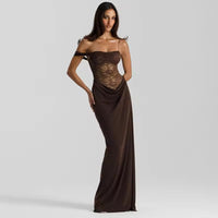 Damen Off-Shoulder Maxikleid mit strukturiertem halbtransparentem Oberteil und gerafftem Rockteil in Braun
