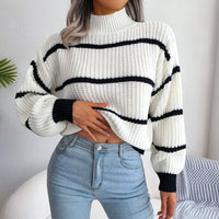 Damen Pullover mit Rollkragen und Streifenmuster in Weiß