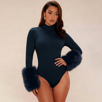 Damen Rollkragen-Bodysuit mit Langen Ärmeln Kunstfell-Manschetten und Hohem Beinausschnitt in Marine
