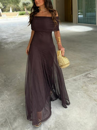 Damen Schulterfreies Maxikleid mit gerafftem Oberteil und halbtransparentem Rockteil in Braun