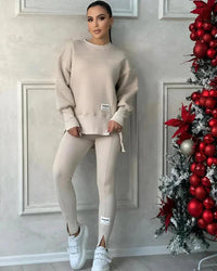 Damen Set mit Rundhals-Pullover und Leggings mit Kängurutasche in Beige