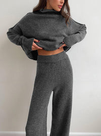 Damen Strick-Set mit Rollkragenpullover und weiter Hose in Grau