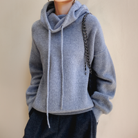 Damen Strickpullover mit hohem Kragen und Kordelzug in Grau
