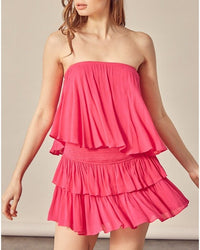 Damen Trägerloser Kurzer Jumpsuit mit Rüschenlagen und elastischem Bund in Pink