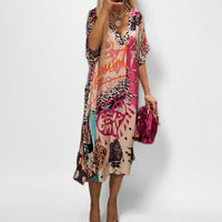 Marie | Damen Tunika weit schwingend grafischer Allover-Print V-Ausschnitt in Rosa