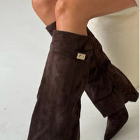 Damenstiefel Spitz Zulaufende Wade in Braun