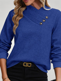 Isola | Eleganter Pullover Damen mit Dekorativen Knöpfen in Blau