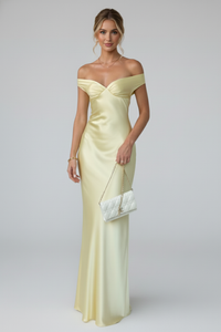 Estelle | Damen Off-Shoulder Maxikleid in Champagner in Champagner
