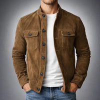 Herren Jacke mit Knopfleiste, Stehkragen und Brusttaschen mit Klappe in Braun