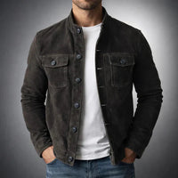 Herren Jacke mit Knopfleiste, Stehkragen und Brusttaschen mit Klappe in Schwarz
