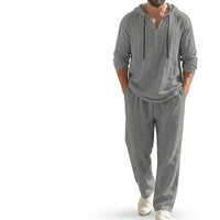 Herren-Set aus Kapuzenpullover und Hose in Grau