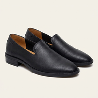 Herren-Slipper mit strukturierter Oberfläche in Schwarz
