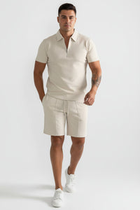 Herren Zweiteiliges Set Poloshirt mit Reißverschluss und kurze Hose in Khaki