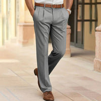 Herrenhose mit Bundfalten und geradem Bein in Grau