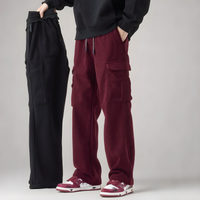 Mara | Bequeme Cargo Sweats für Herren Stil in Burgund