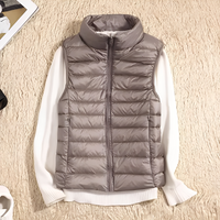 Sophie - Komfortable und leichte Weste in Khaki