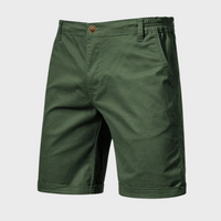 Kurze, Weite Shorts mit Seitentaschen für Herren | Ideal für den Sommer in Grün