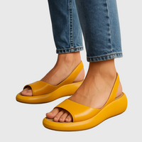 Klara | Damen Rutschfeste Sandalen in Gelb
