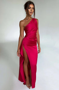 Lysandra | Damen One-Shoulder Abendkleid mit Schlitz in Rot