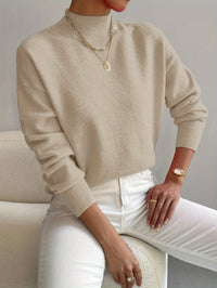 Hedwig | Midi Strickkleid V-Ausschnitt Slim Fit in Beige