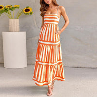 Marisol | Gestreiftes Maxikleid mit Trägern und Taschen in Orange