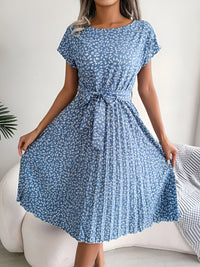 Caitlin | Plissee Blumenmuster Kleid in Hellblau