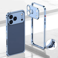 Metallrahmen-iPhone-Hülle mit Wärmeableitung und Seepferdchen-Schnallen-Design in Hellblau