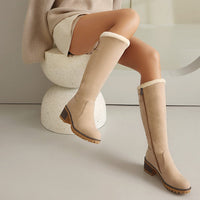 Stiefel für Damen mit Schnallendetail in Beige