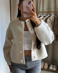 Vanessa Grob gestrickte Strickjacke in Weiß